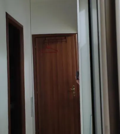Apartment Reli *